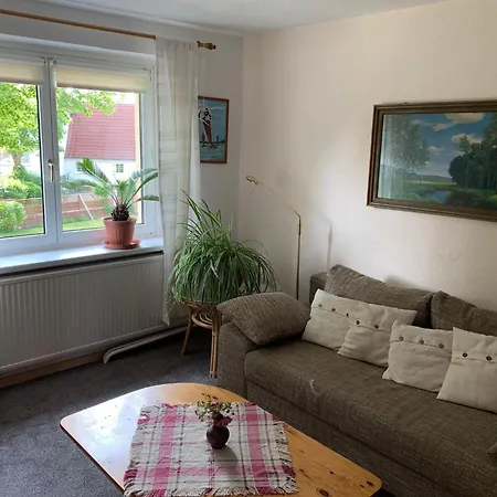 아파트 Mit Grossem Garten An Der Ostseekueste *